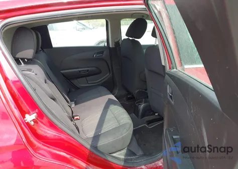 2013 Chevrolet Sonic Lt Manual z USA, uszkodzony, nr VIN 1G1JD6SB4D4246034